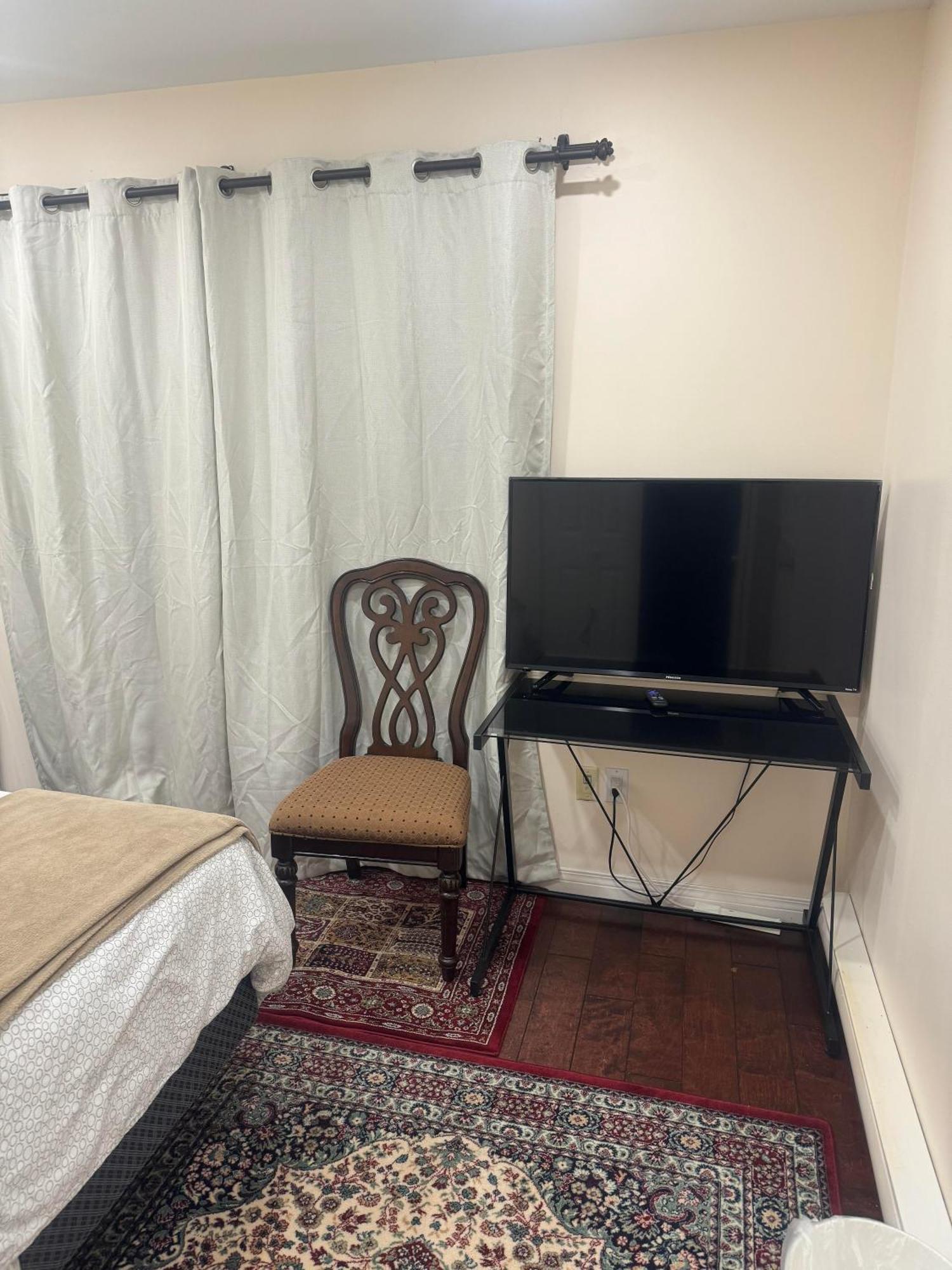 Comfortable Guest Home Near Downtown Vancouver & Sights & Stores Buitenkant foto